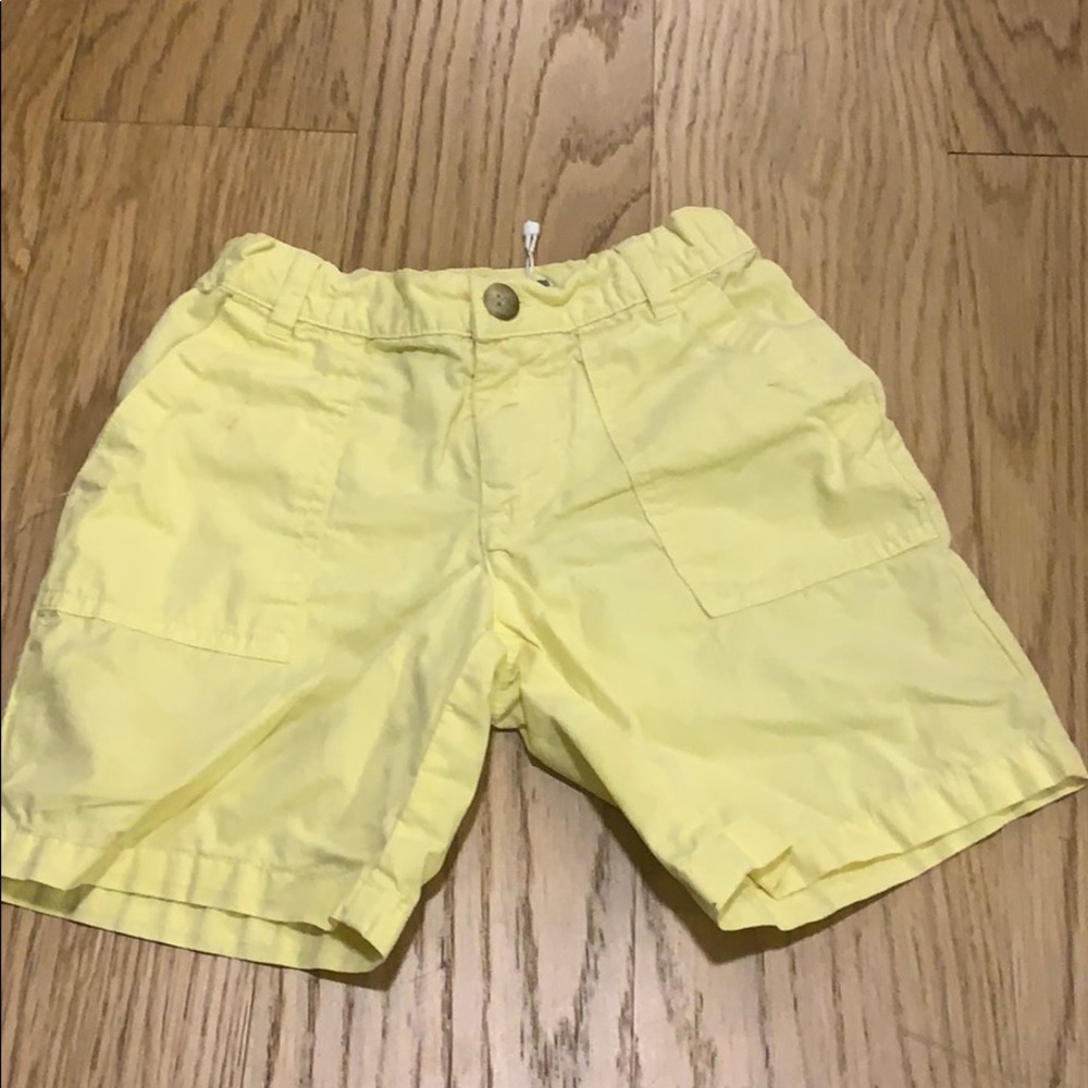 Bonpoint yellow shorts with pockets